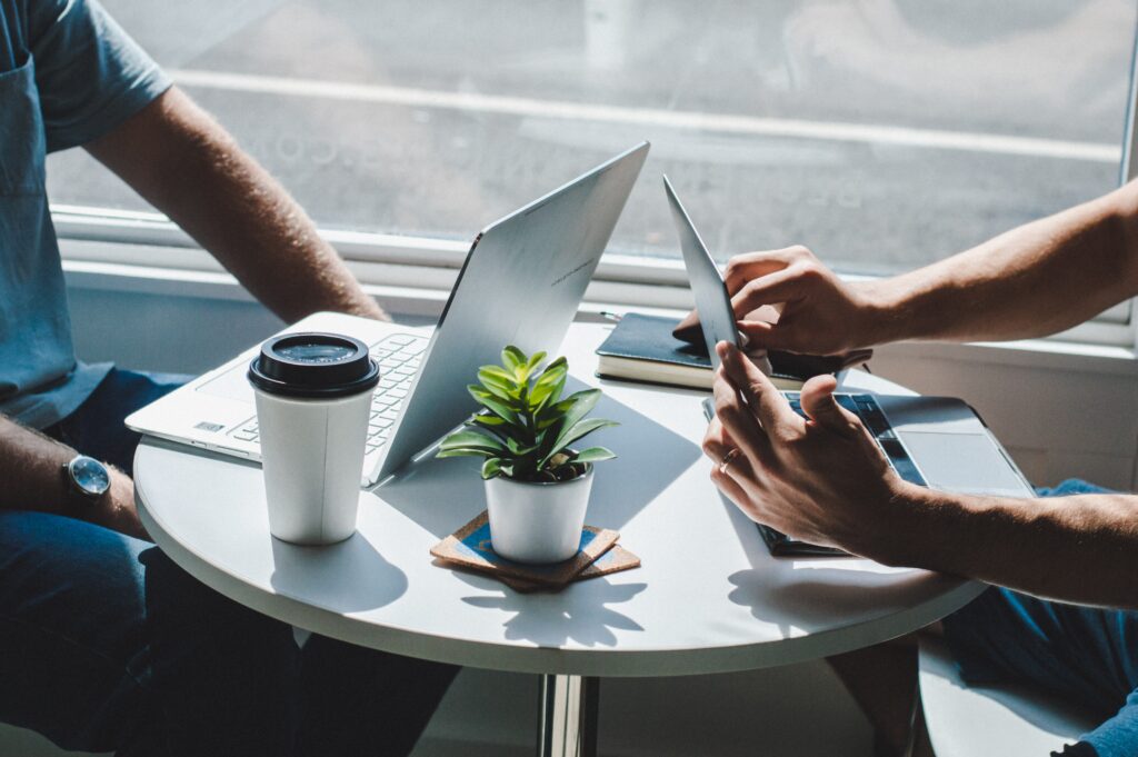 Coffee Computer Investor Picture