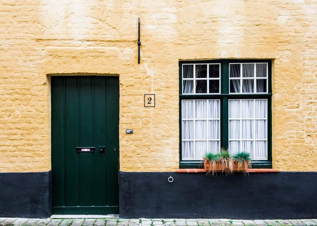 WE BUY HOUSES!!!